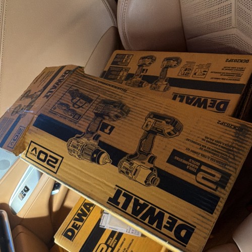 Dewalt dck203p2 20v max - dewalt,