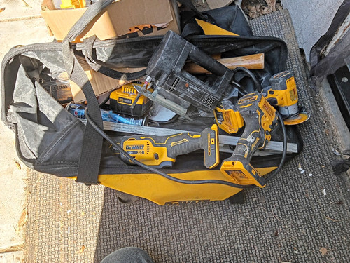 20v dewalt tool - 20v,