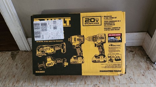 Dewalt 20v max atomic tool - 20v,